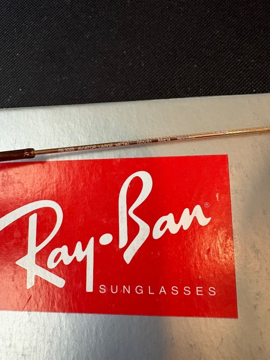 Ray-Ban Aviator Large Metal sunglasses (RB3025) Gold frame/light brown lenses main image 6